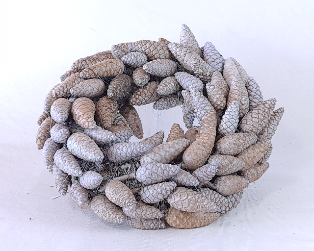 Naturkranz "Pinienzapfen"